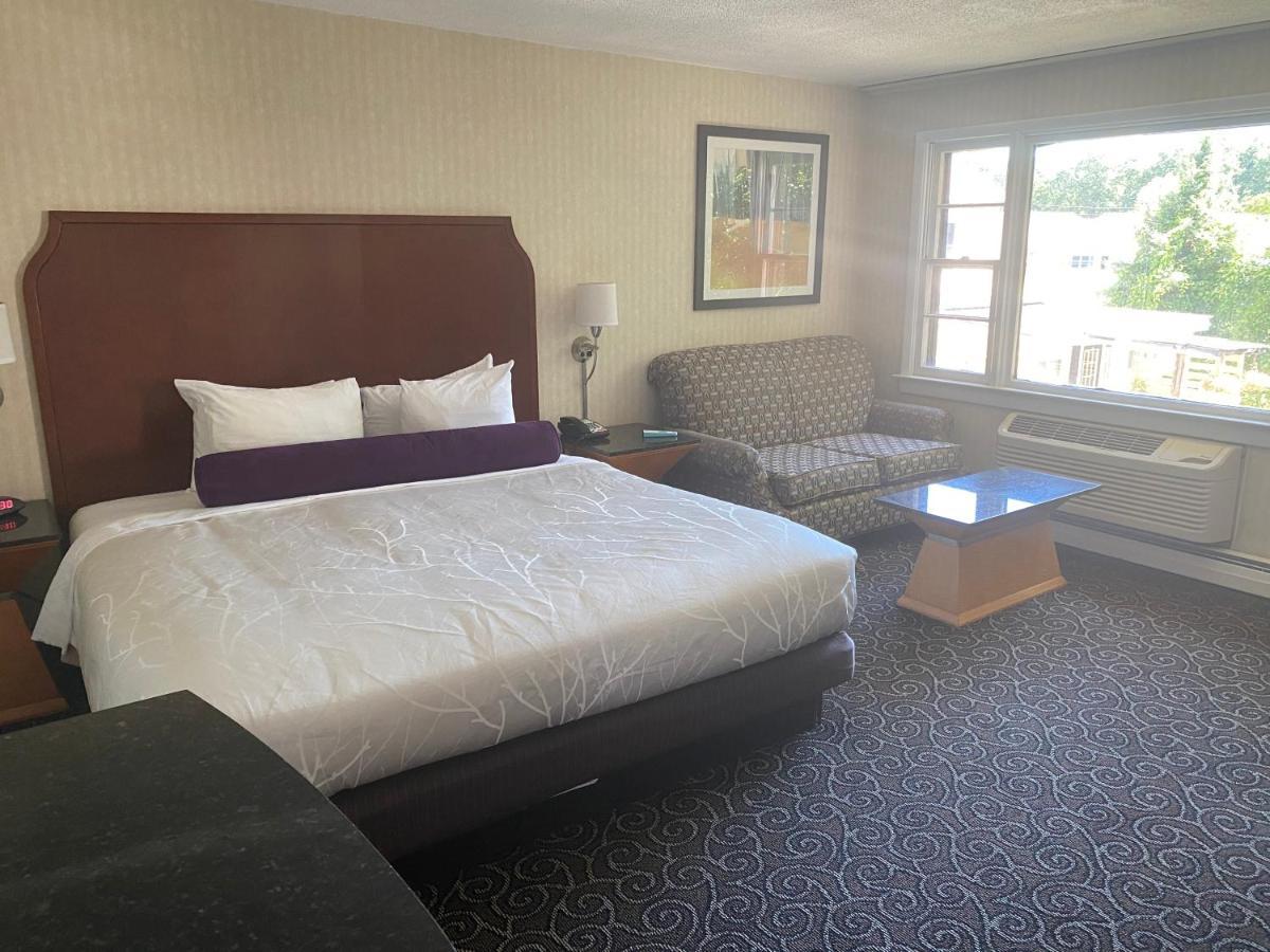 The Black Mountain Inn Brattleboro Ngoại thất bức ảnh