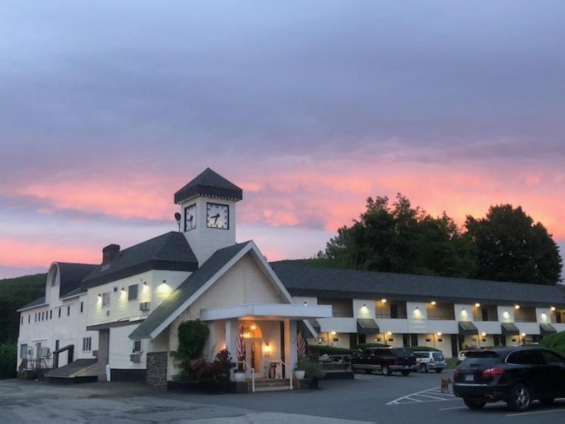 The Black Mountain Inn Brattleboro Ngoại thất bức ảnh